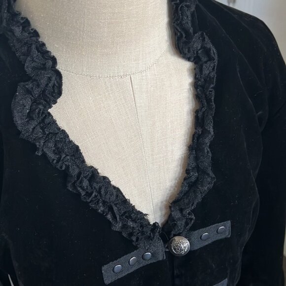 📌Rumies Women's Black Velvet Victorian Steampunk Tail Jacket size14 - Picture 4 of 12